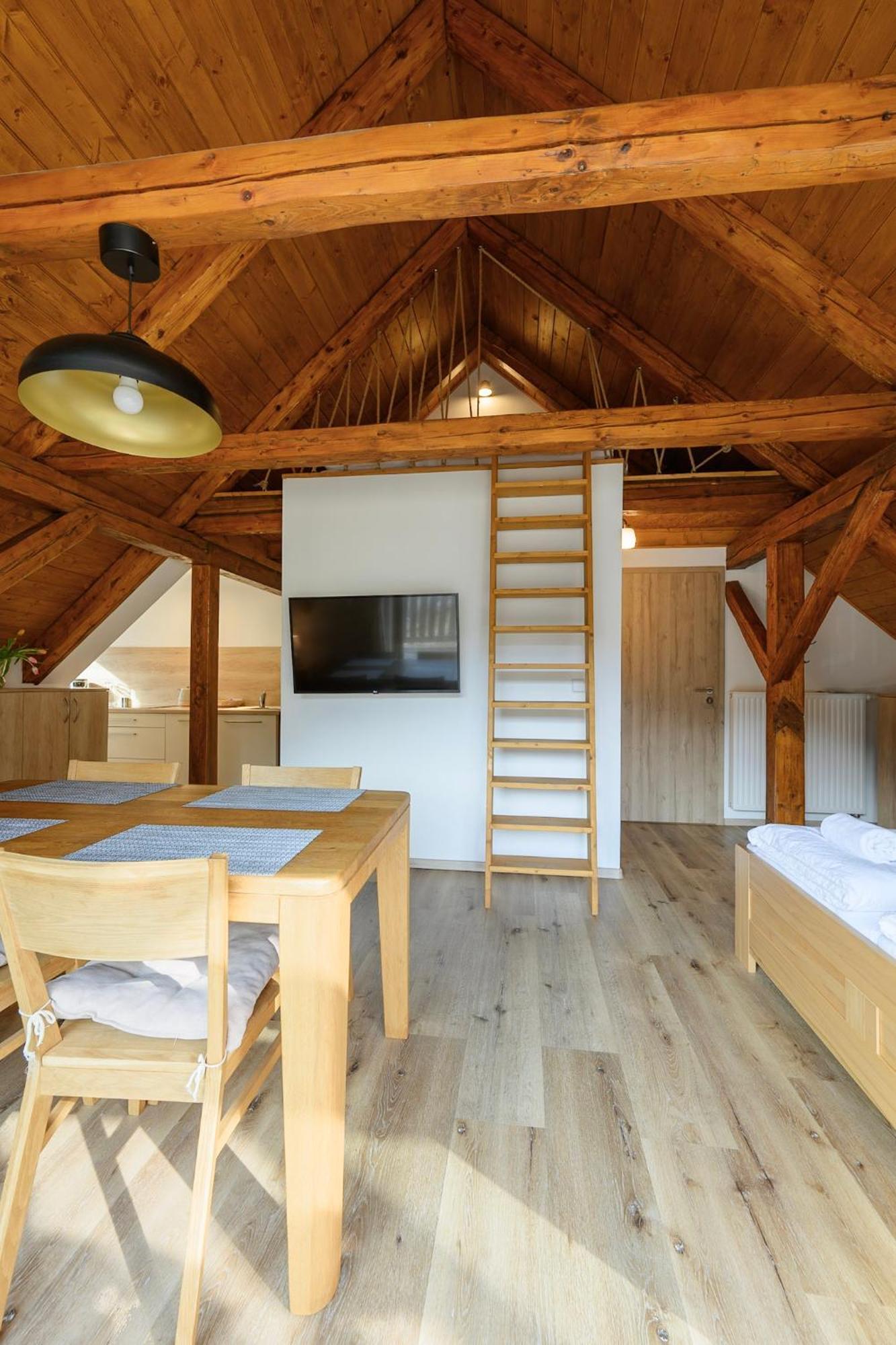 Apartmány Mezivodí Kycera Exterior foto